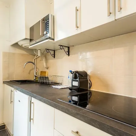 Apartment Cmg Nation/ Montreuil